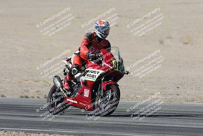 media/Oct-30-2025-Racers Edge (Thu) [[dabbdaf680]]/3-B Group/Session 2 (Bowl Exit)/